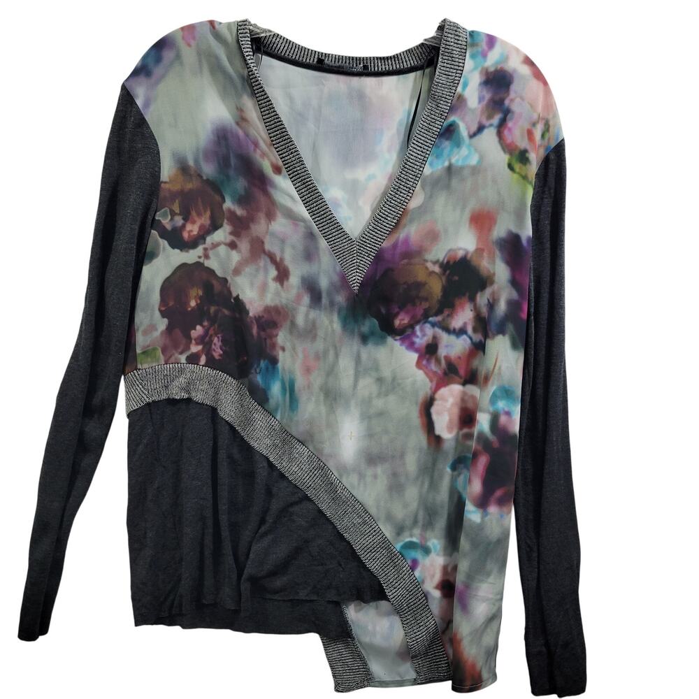 Zara Geometric Print Gray Asymmetry Hem Blouse Size M 61525-1142 - Picture 2 of 6